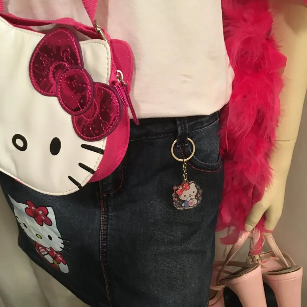 ADORABLE vintage custom hello kitty skirt and matching necklace! - Picture 14 of 14